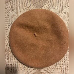 Classic Wool Beret in Camel / Tan